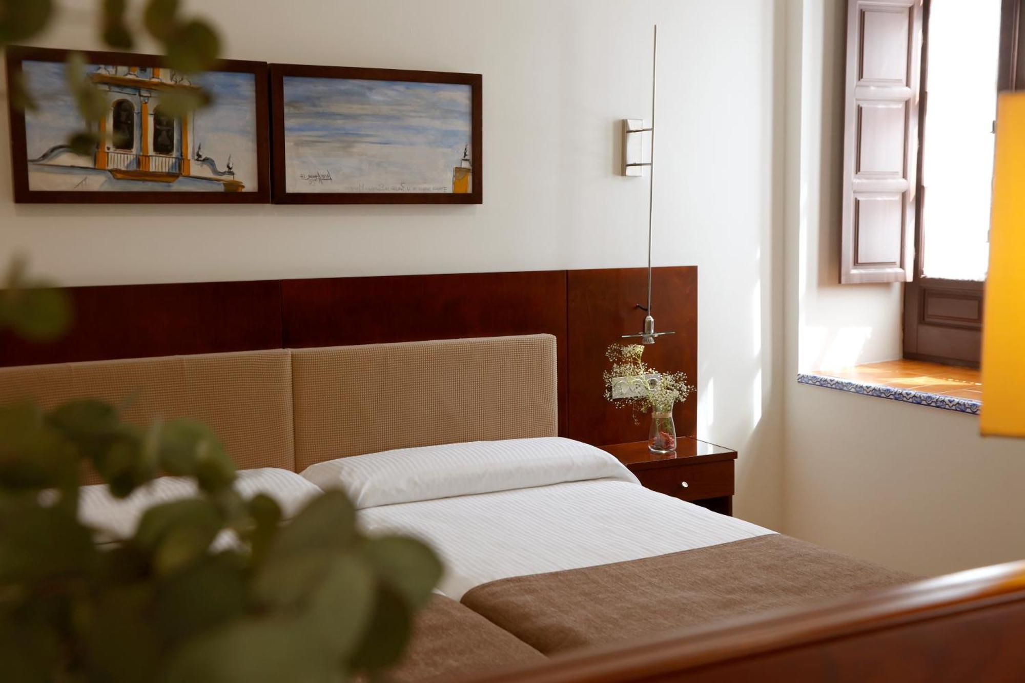 Hotel El Carmen Puente Genil Bagian luar foto