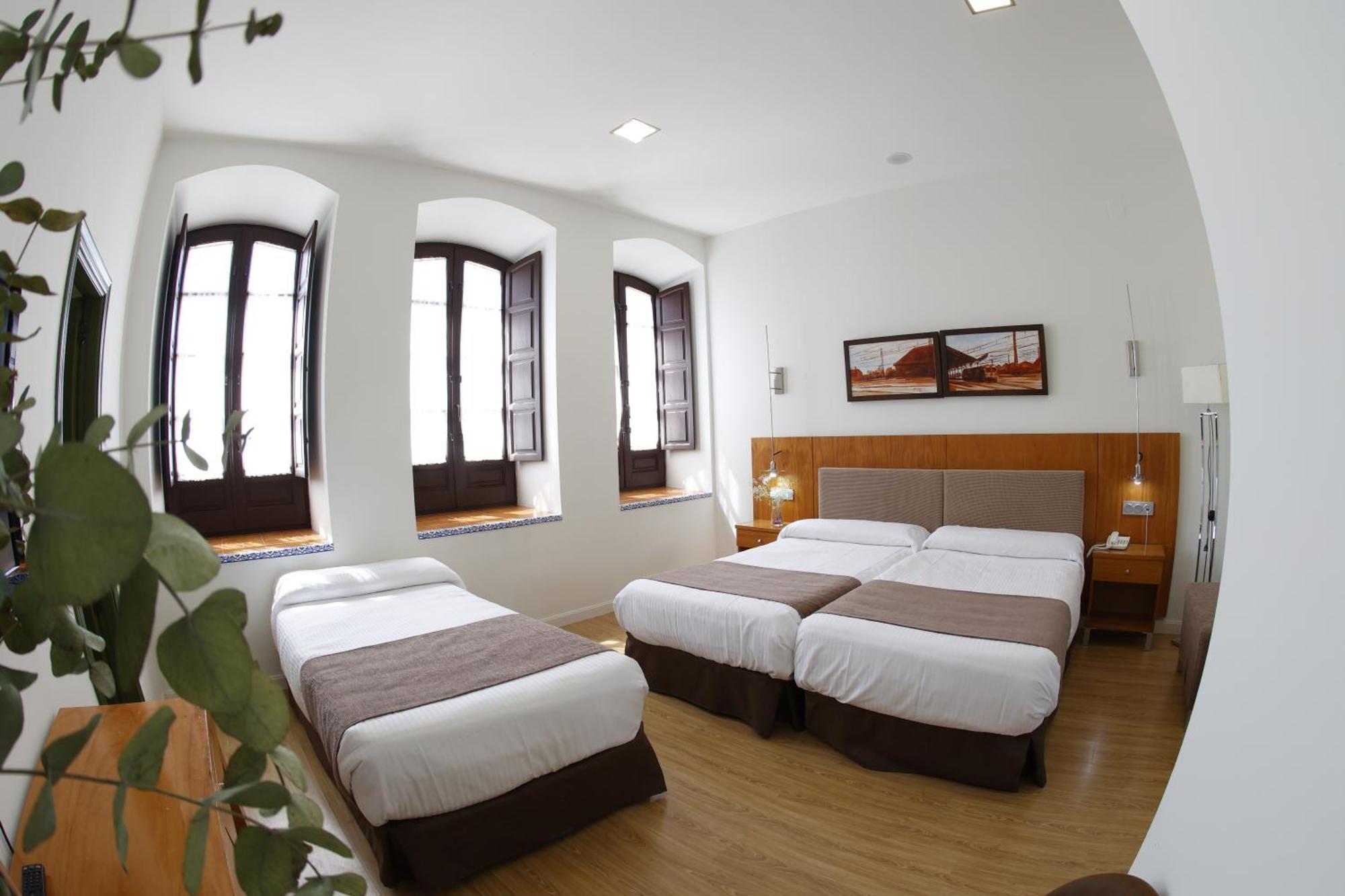 Hotel El Carmen Puente Genil Bagian luar foto