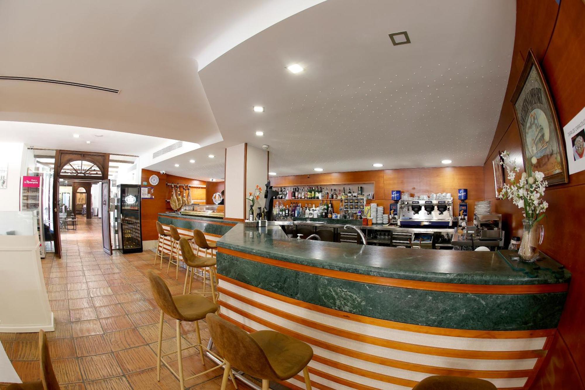 Hotel El Carmen Puente Genil Bagian luar foto
