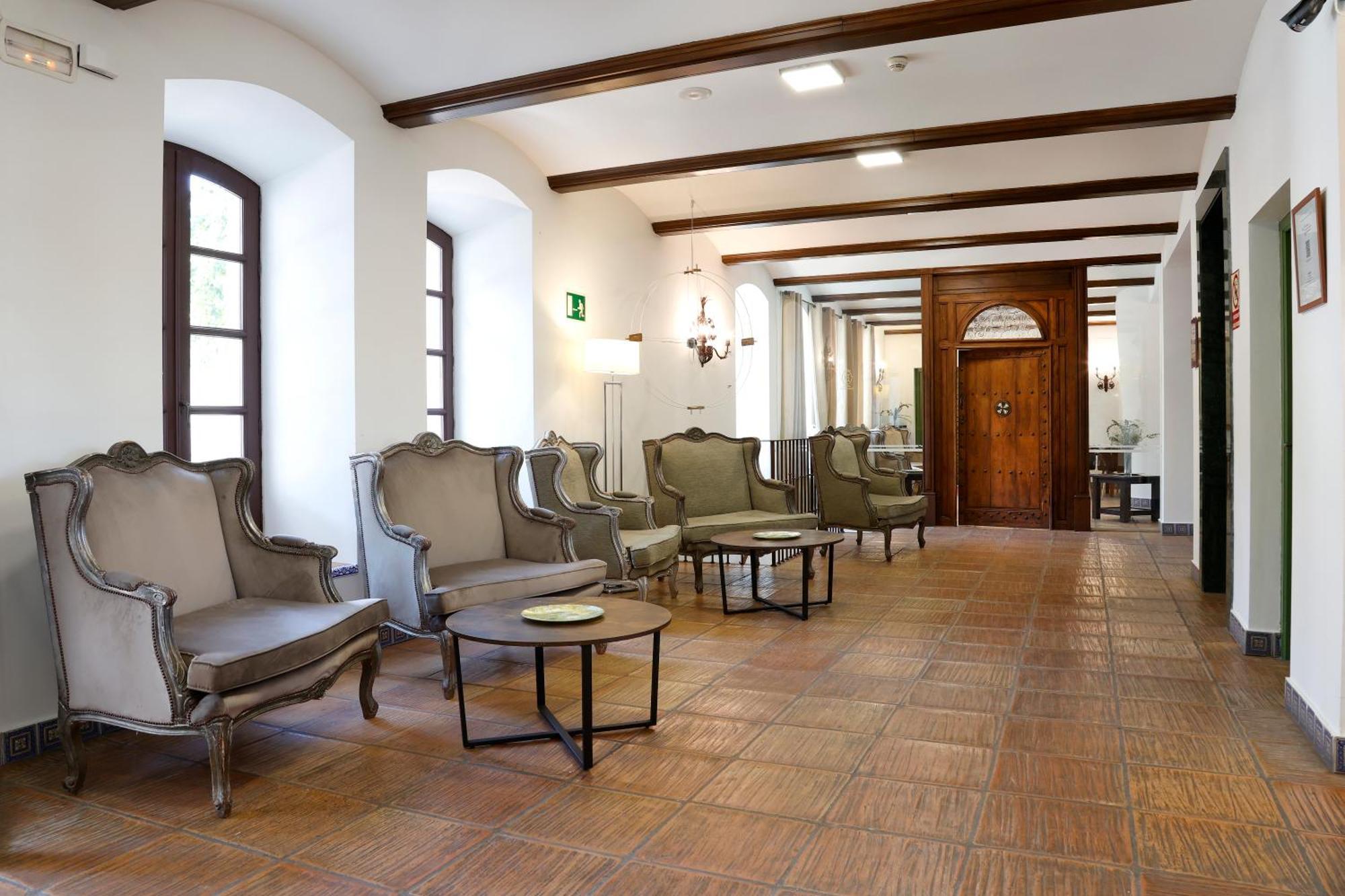 Hotel El Carmen Puente Genil Bagian luar foto