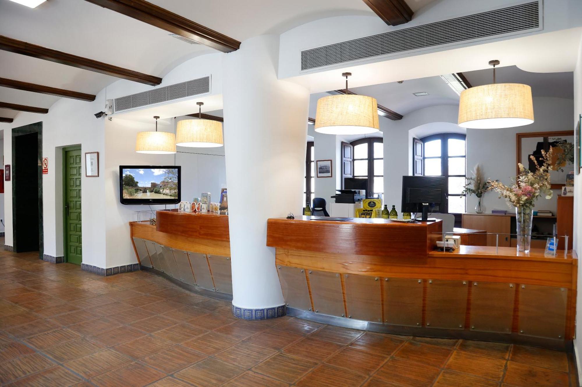 Hotel El Carmen Puente Genil Bagian luar foto