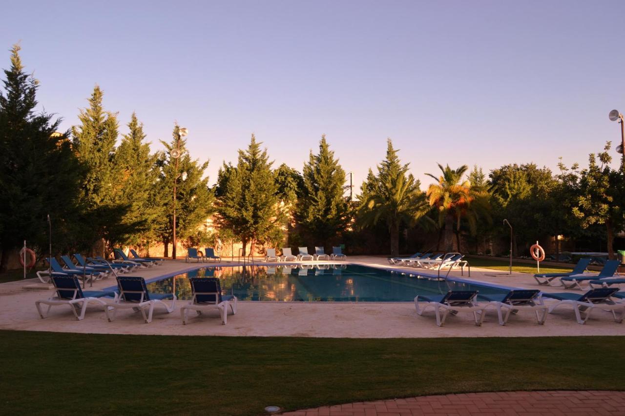 Hotel El Carmen Puente Genil Bagian luar foto